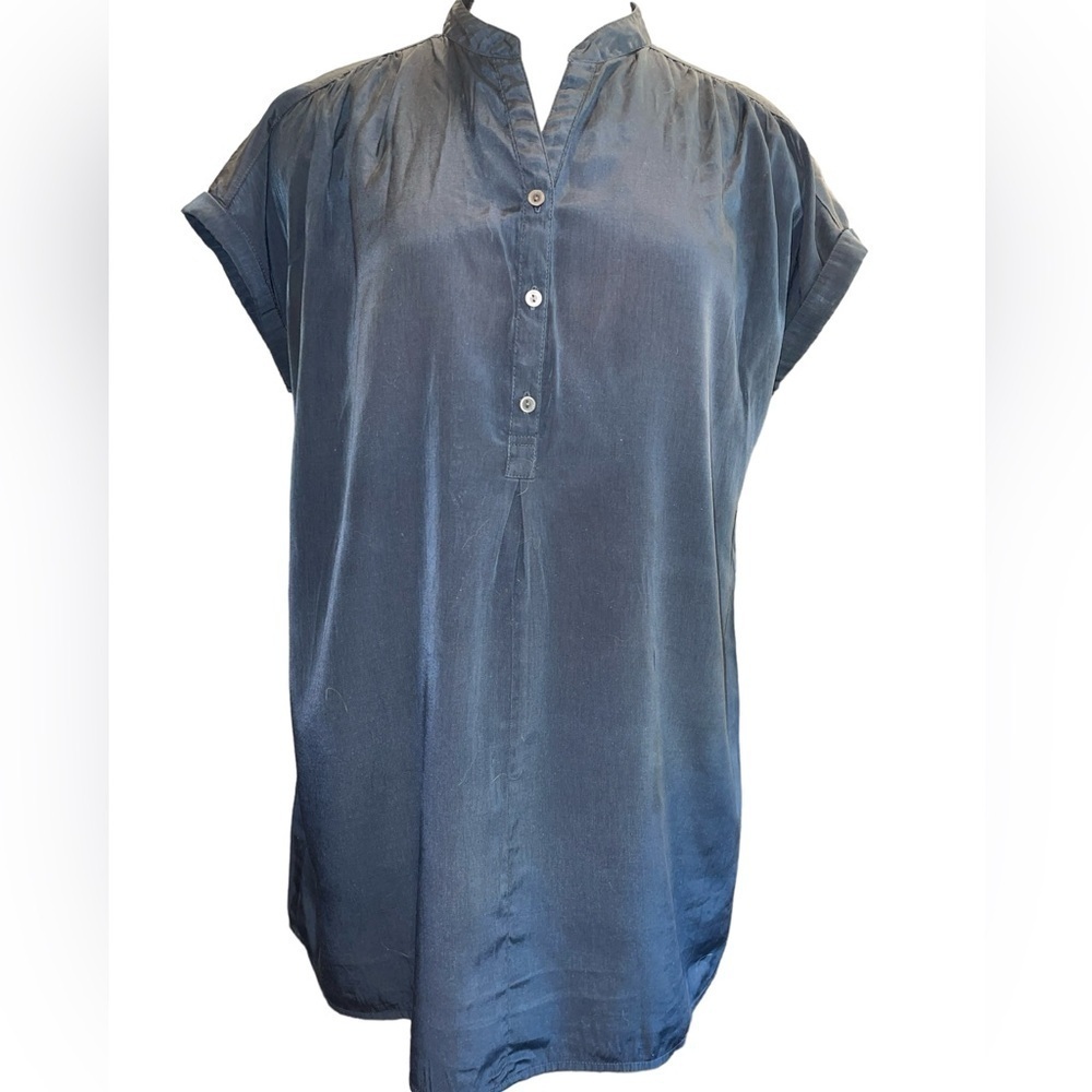Earth Women's Top Size L Blue V=Neck Cap Sleeves Pullover Front Buttons